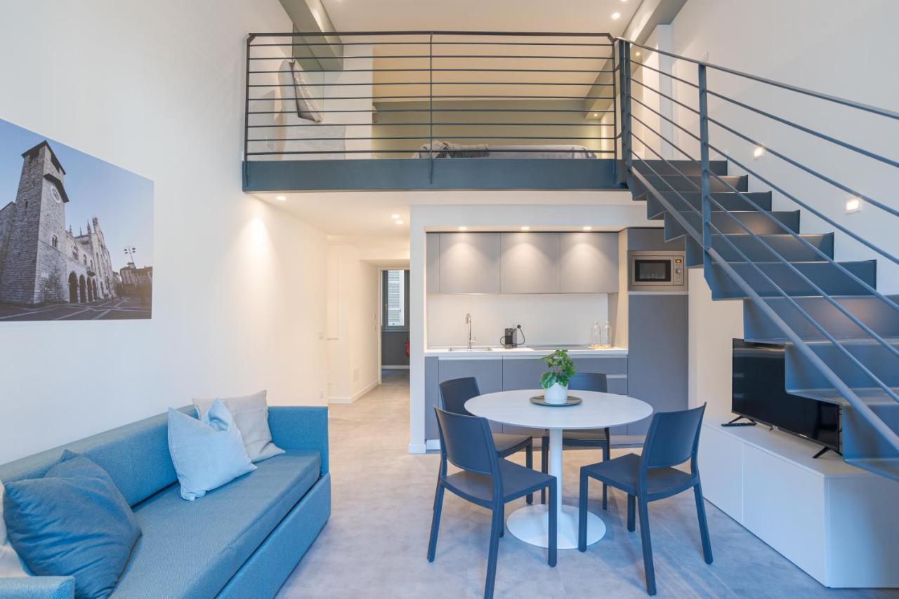 Suite Tigli - By Myhomeincomo Eksteriør bilde